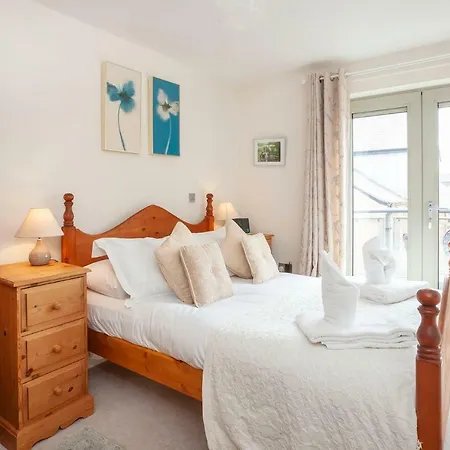 22 John Walker House * York